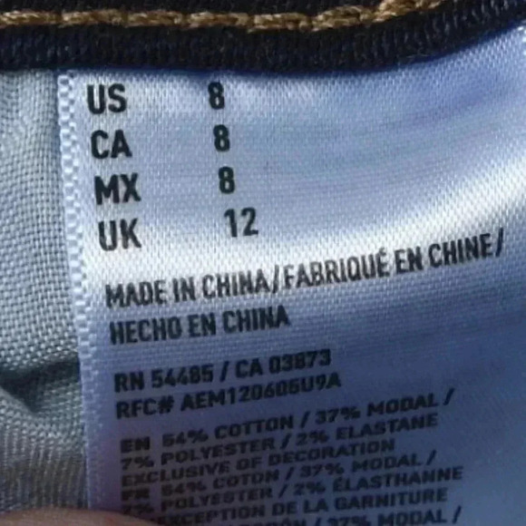 American Eagle Dark Wash Hi-Rise  Shortie Raw Hem Size 8 - Picture 5 of 8